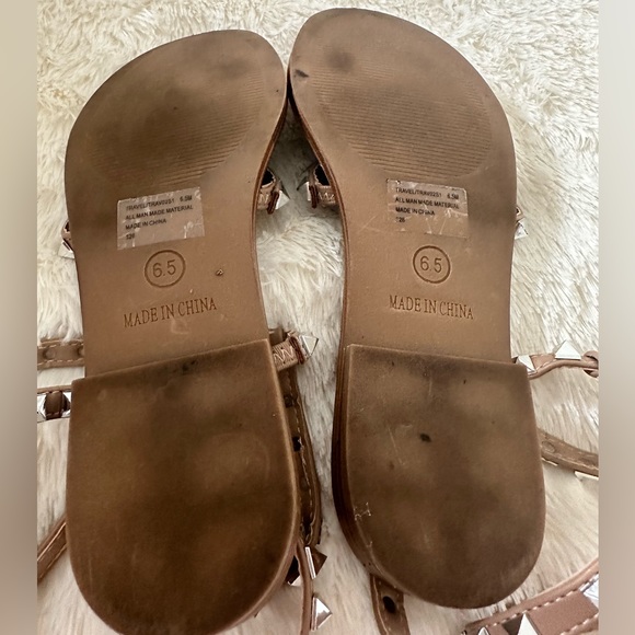 Steve Madden Travel Sandals - Picture 4 of 4
